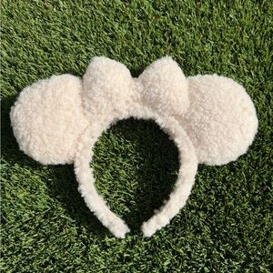 🐚Disney ears Cream